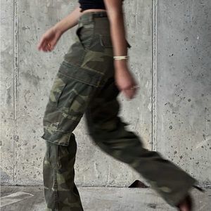 Local European Camo Cargo/Parachute Pants NWT
